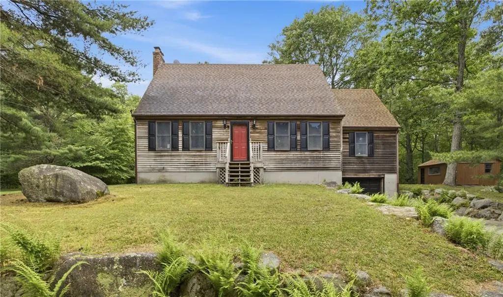 519 Hazard Road West Greenwich RI 02817