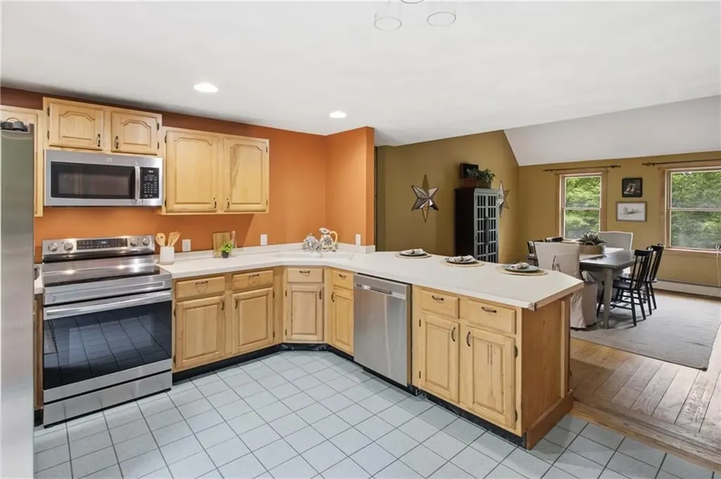 519 Hazard Road West Greenwich RI 02817