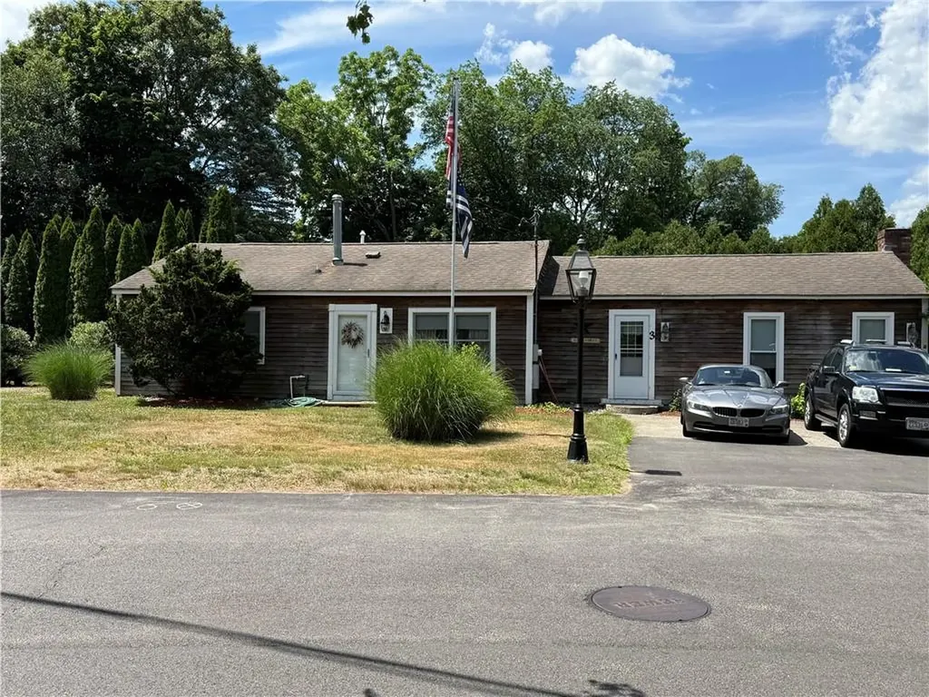 3 Douglas Circle Smithfield RI 02828