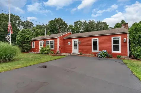 3 Douglas Circle Smithfield RI 02828