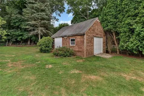 3 Douglas Circle Smithfield RI 02828