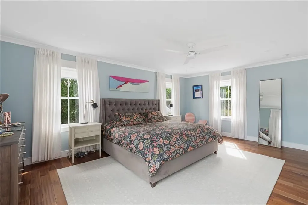 5 Hampden Street Barrington RI 02806
