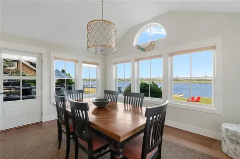 5 Hampden Street Barrington RI 02806