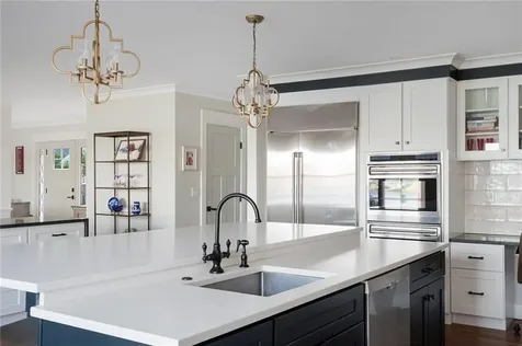 5 Hampden Street Barrington RI 02806