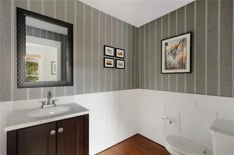 5 Hampden Street Barrington RI 02806