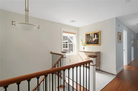 5 Hampden Street Barrington RI 02806