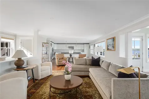 5 Hampden Street Barrington RI 02806