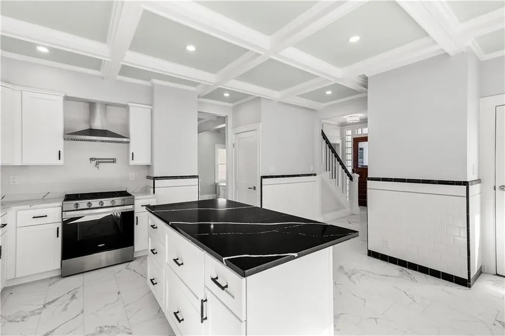 15 Redfern Street North Providence RI 02911