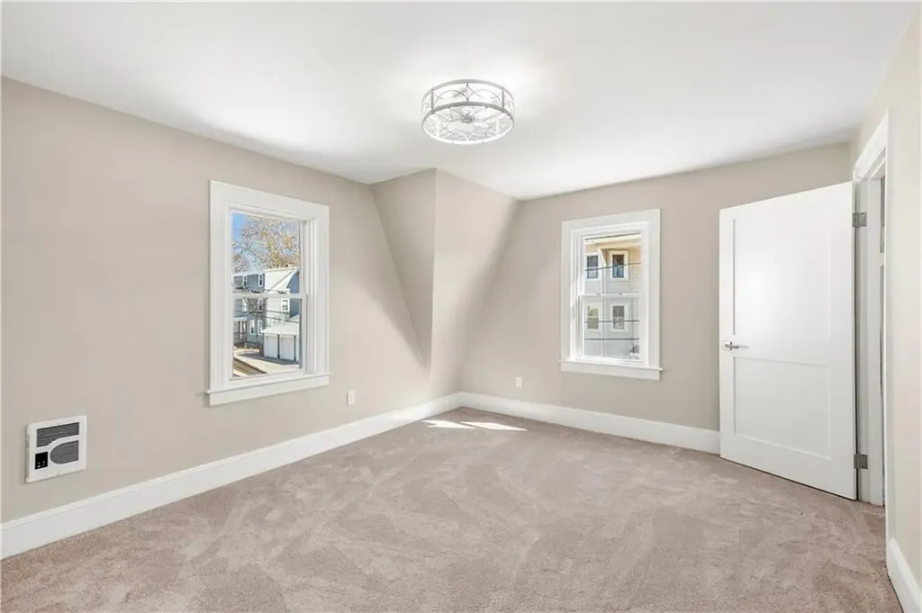 15 Redfern Street North Providence RI 02911