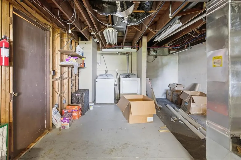 201 Randolph Avenue Tiverton RI 02878