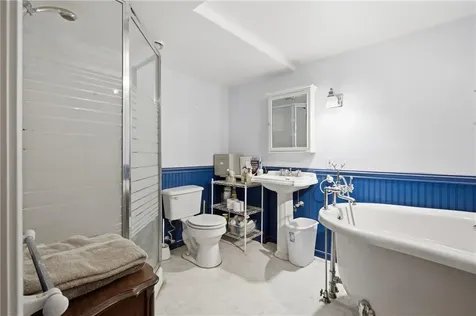 201 Randolph Avenue Tiverton RI 02878