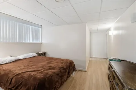 201 Randolph Avenue Tiverton RI 02878