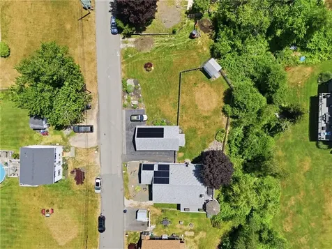 201 Randolph Avenue Tiverton RI 02878