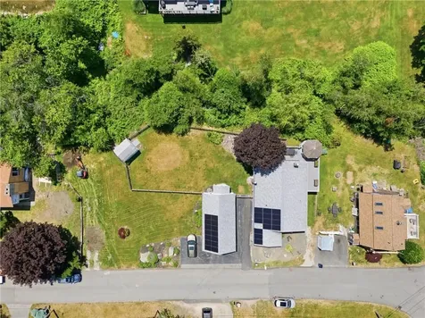 201 Randolph Avenue Tiverton RI 02878