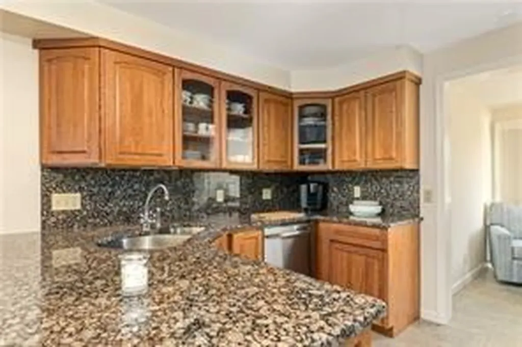 31 Coddinton Wharf Newport RI 02840