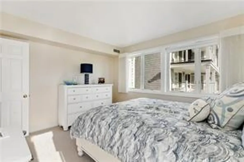 31 Coddinton Wharf Newport RI 02840