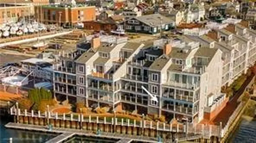 31 Coddinton Wharf Newport RI 02840