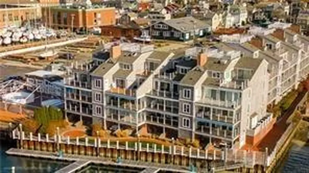 31 Coddinton Wharf Newport RI 02840