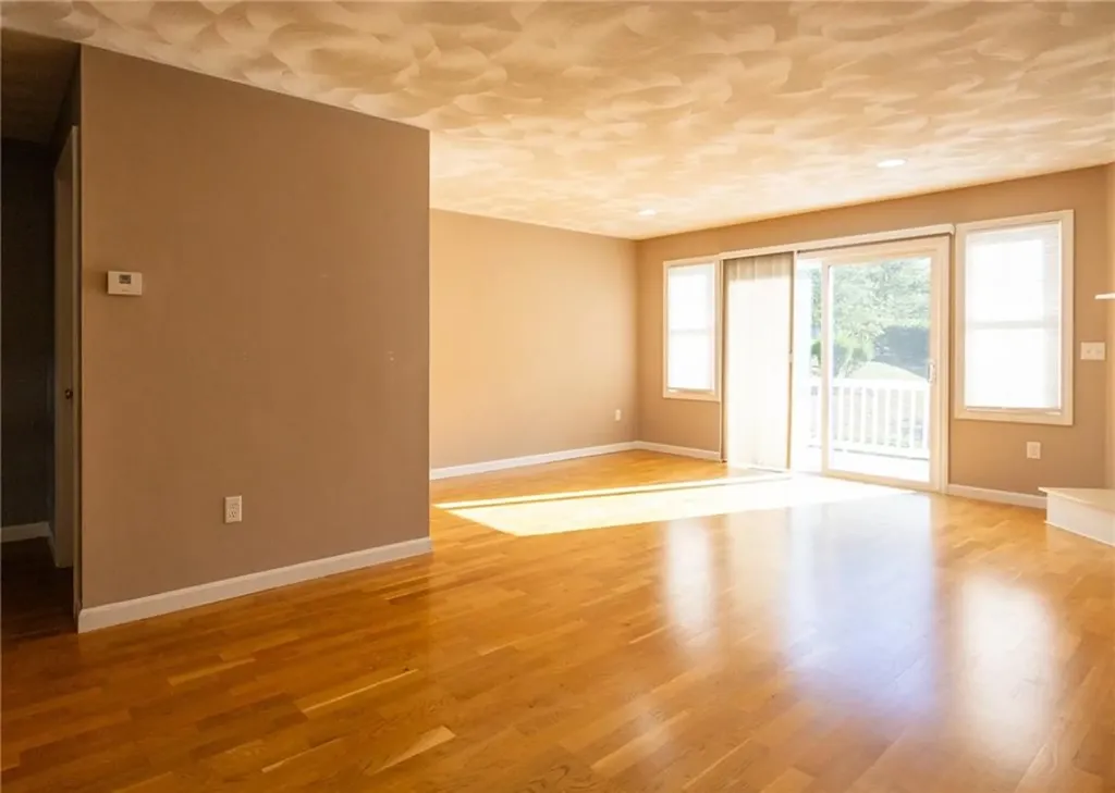64 Red Brook Lane West Warwick RI 02893