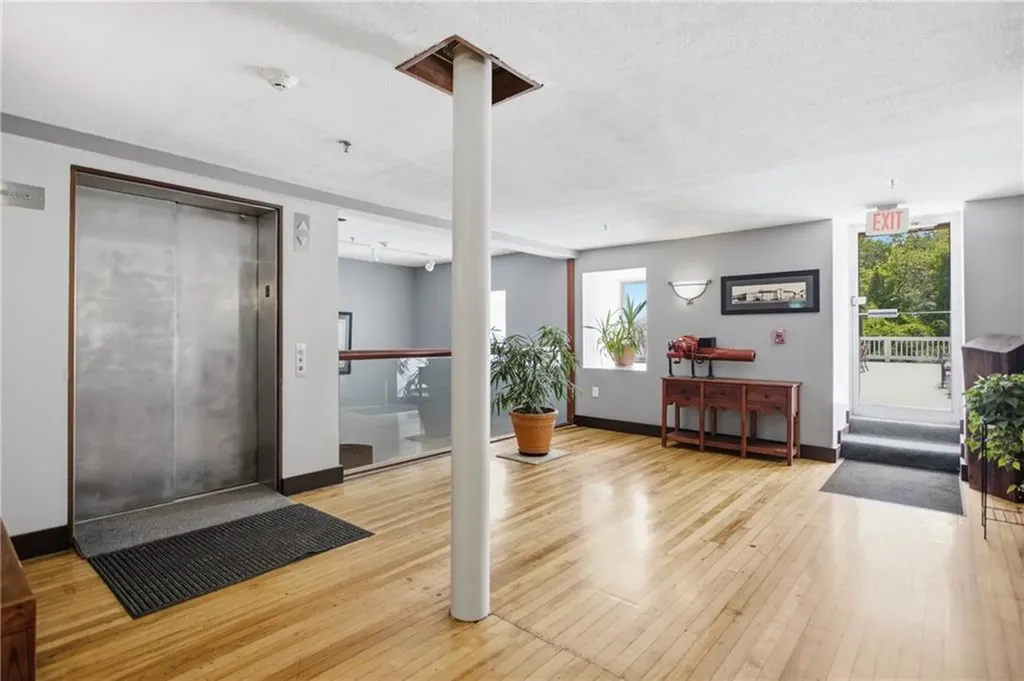 494 Woonasquatucket Avenue North Providence RI 02911
