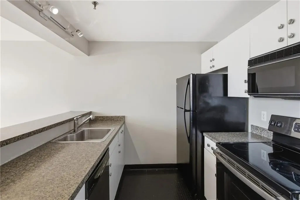 494 Woonasquatucket Avenue North Providence RI 02911