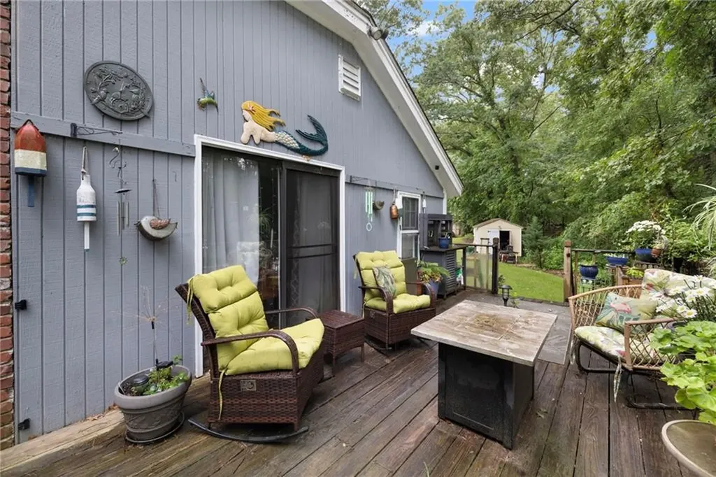 29 Weaver Road Johnston RI 02919