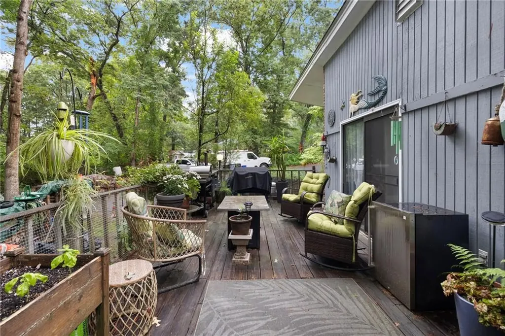 29 Weaver Road Johnston RI 02919