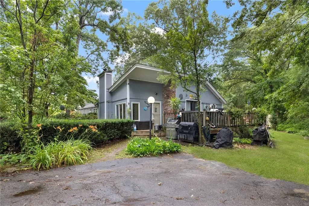 29 Weaver Road Johnston RI 02919