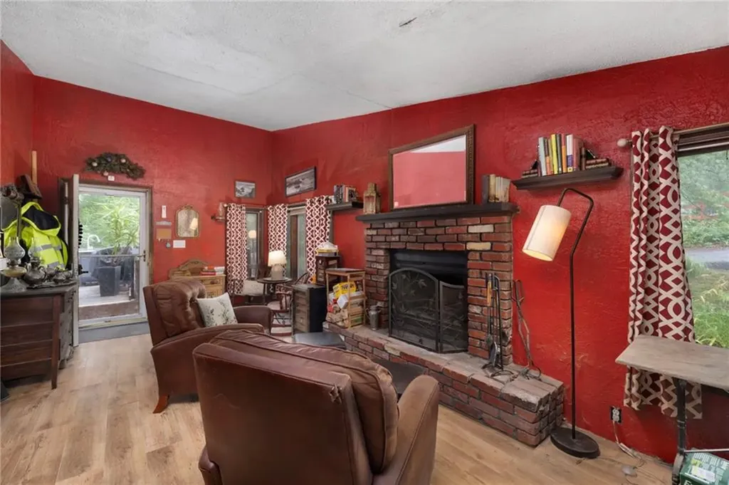 29 Weaver Road Johnston RI 02919