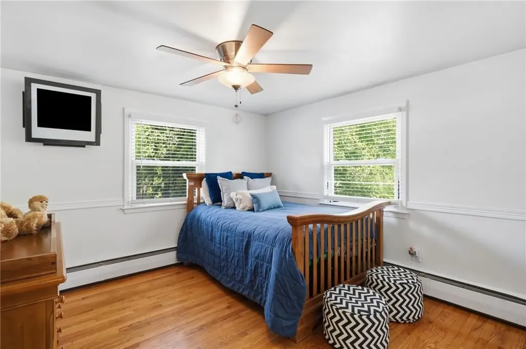 72 Fairweather Avenue Cranston RI 02910