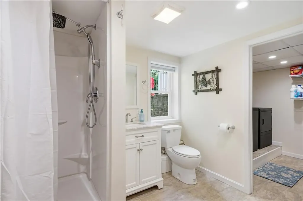 72 Fairweather Avenue Cranston RI 02910