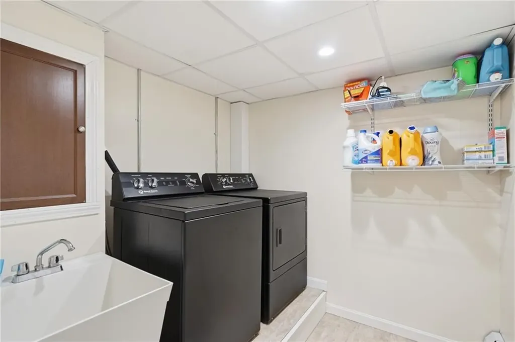 72 Fairweather Avenue Cranston RI 02910