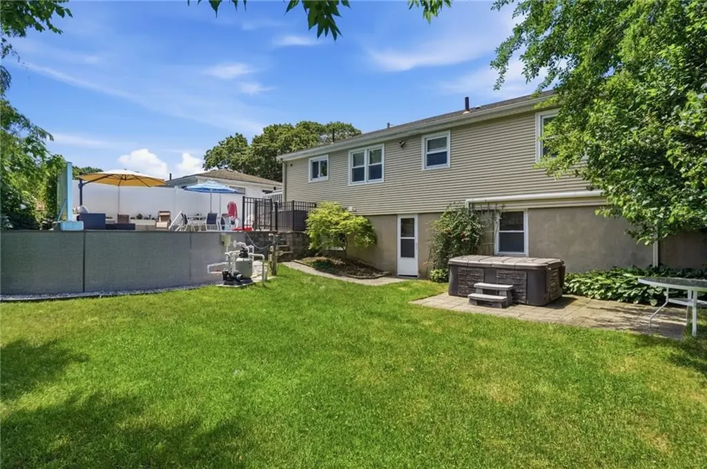 72 Fairweather Avenue Cranston RI 02910