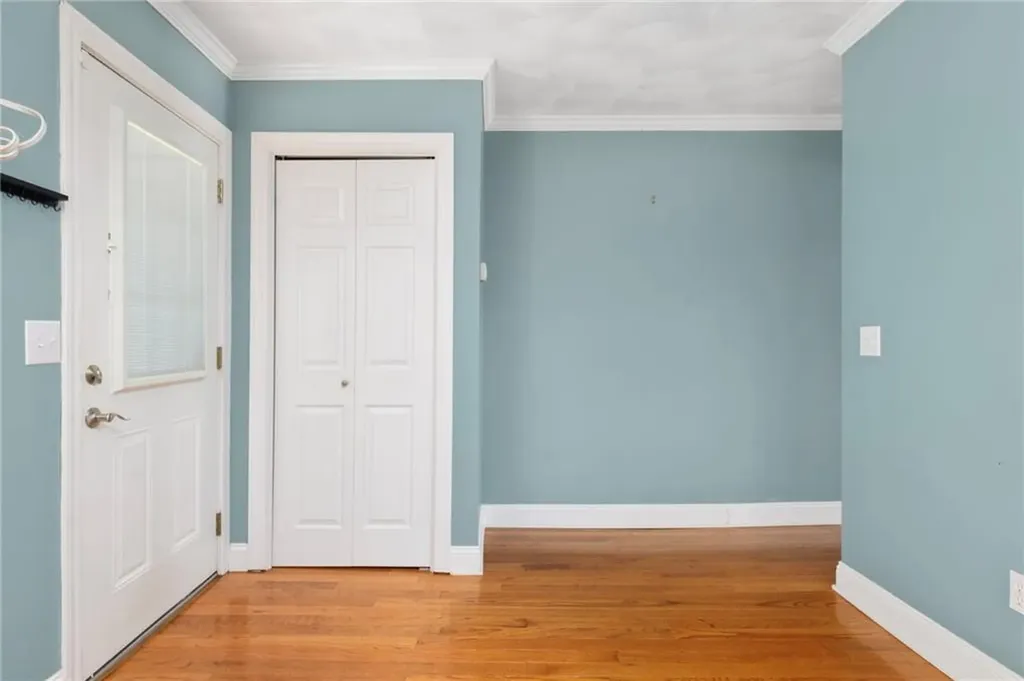 2799 Pawtucket Avenue East Providence RI 02914