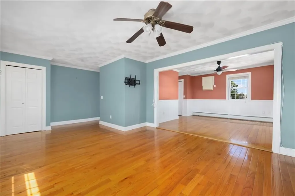 2799 Pawtucket Avenue East Providence RI 02914