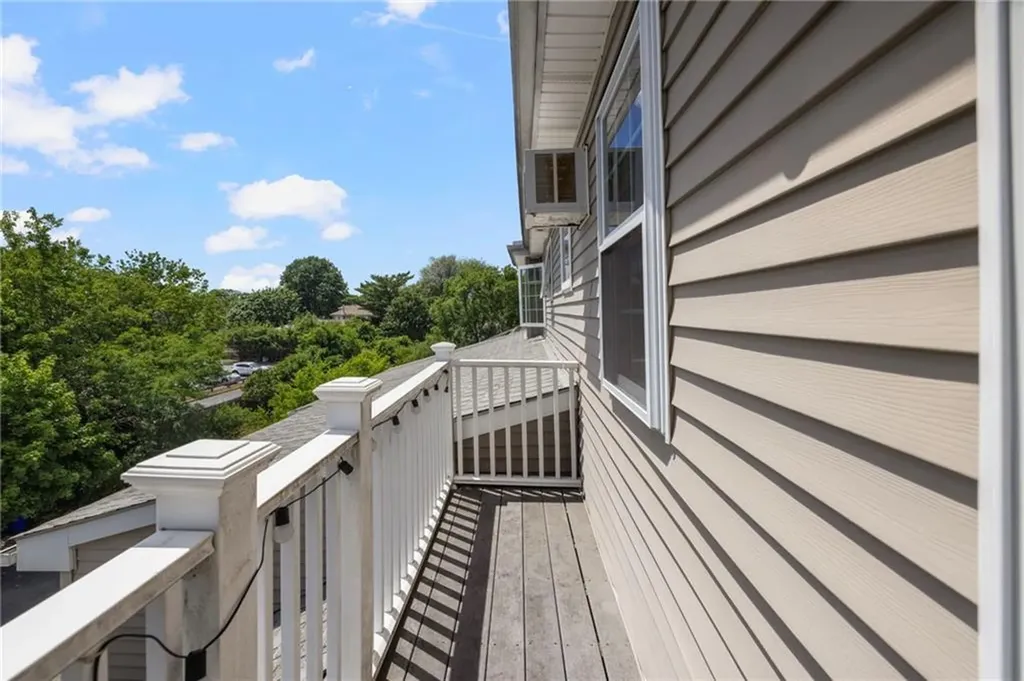 2799 Pawtucket Avenue East Providence RI 02914