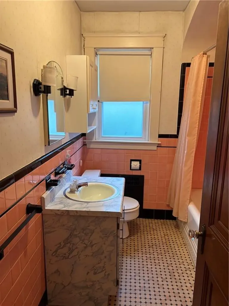 55 Stevens Road Cranston RI 02910