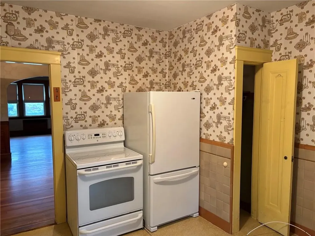 55 Stevens Road Cranston RI 02910