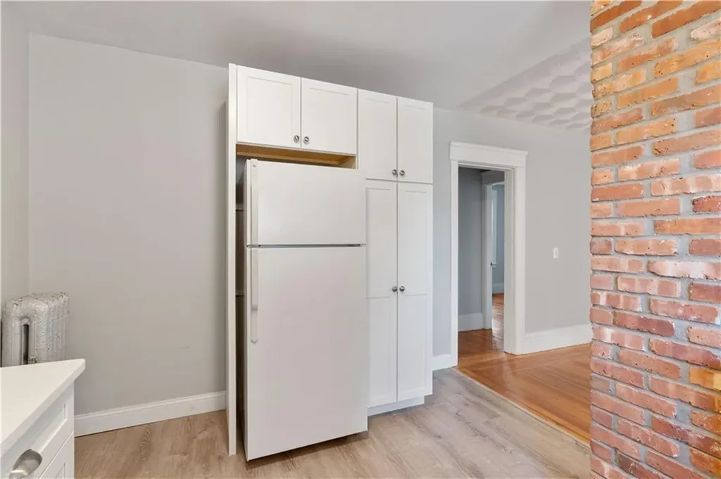 153 Irving Avenue Providence RI 02906