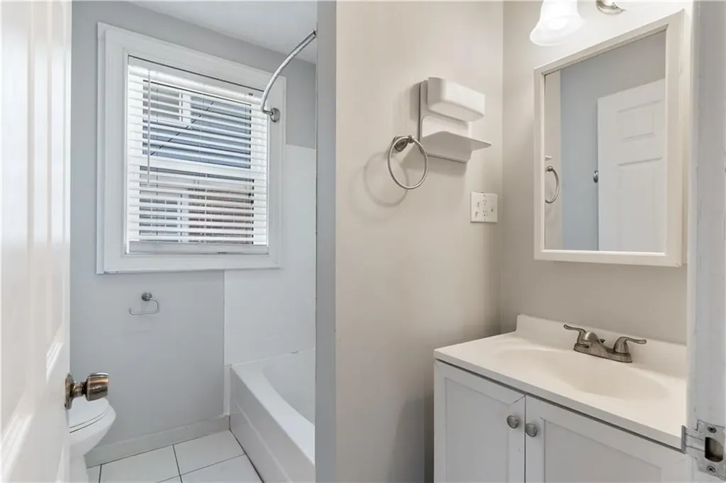153 Irving Avenue Providence RI 02906