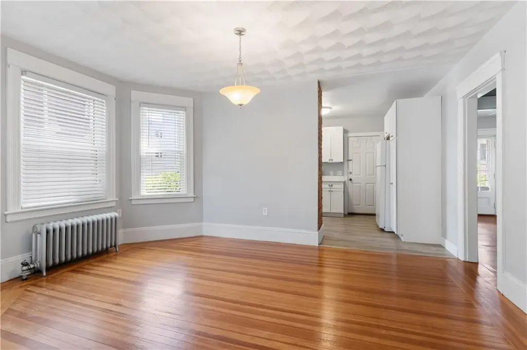 153 Irving Avenue Providence RI 02906