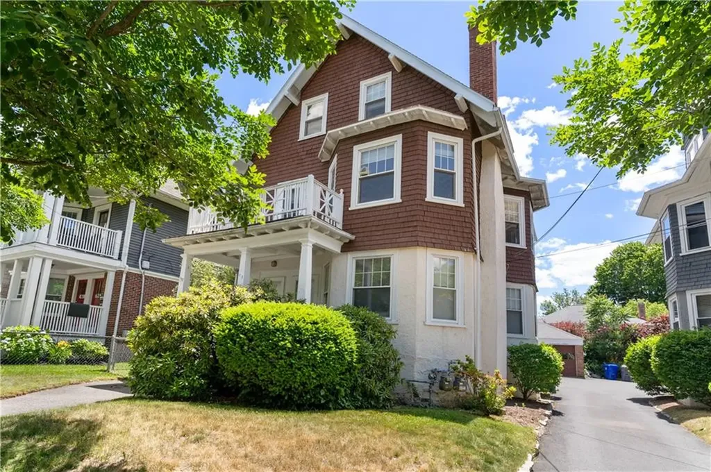 157 Irving Avenue Providence RI 02906