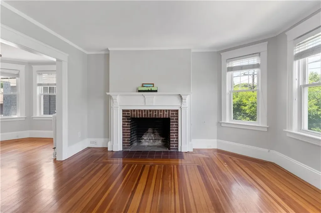 157 Irving Avenue Providence RI 02906