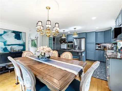 68 Captains Circle Tiverton RI 02878