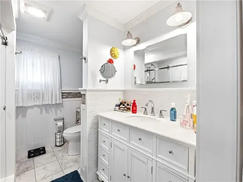 68 Captains Circle Tiverton RI 02878