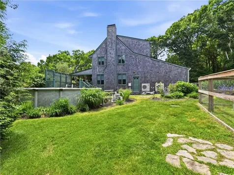 68 Captains Circle Tiverton RI 02878