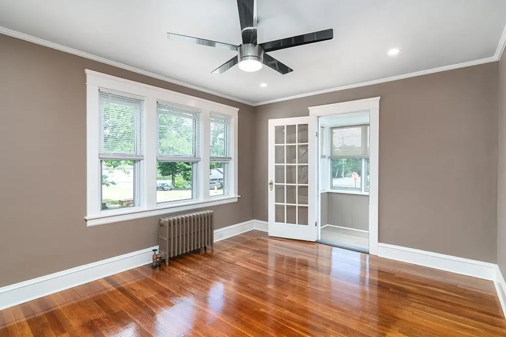 1402 S Broadway East Providence RI 02914