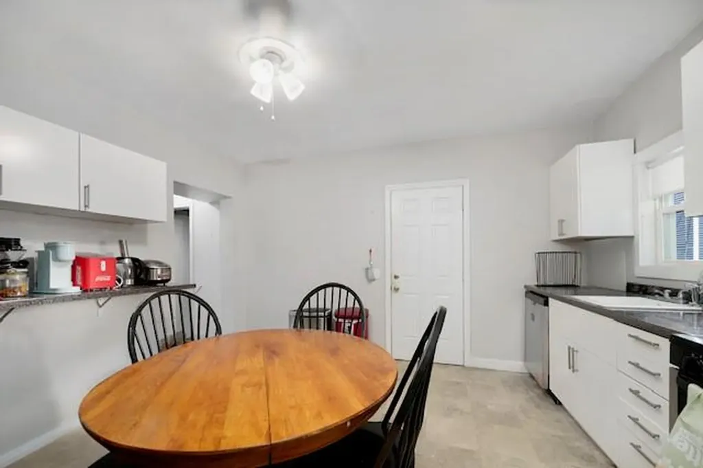 275 Carpenter Street Providence RI 02909