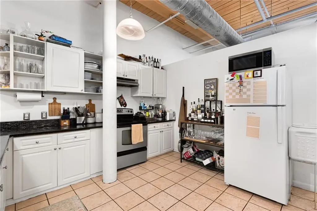 1117 Douglas Avenue North Providence RI 02904