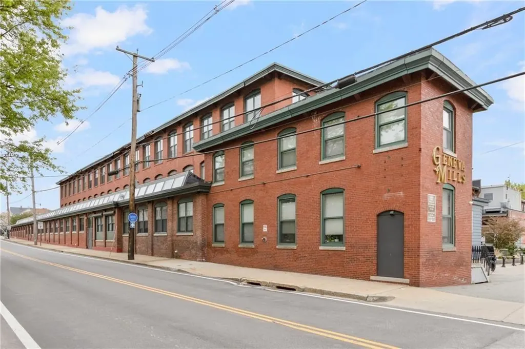 1117 Douglas Avenue North Providence RI 02904